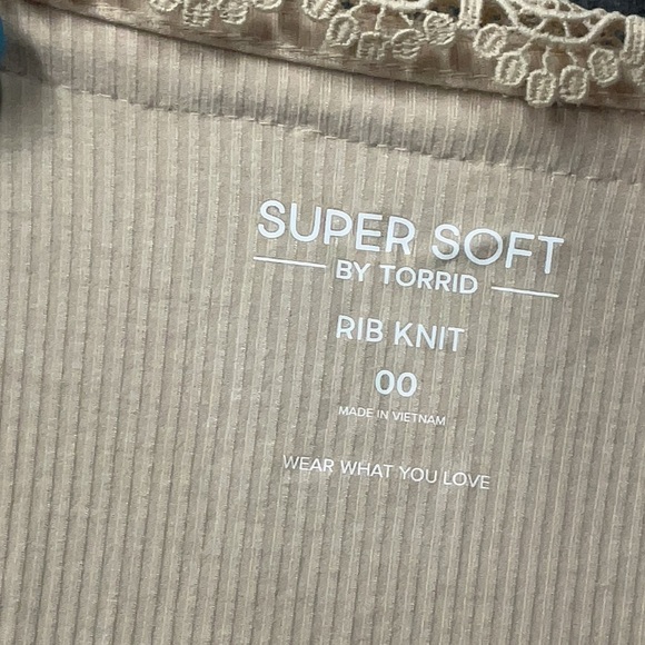 Torrid Smoke Super Soft Rib V-Neck Lace Trim Tie Front Long Sleeve Top Size M 00 - Picture 6 of 9